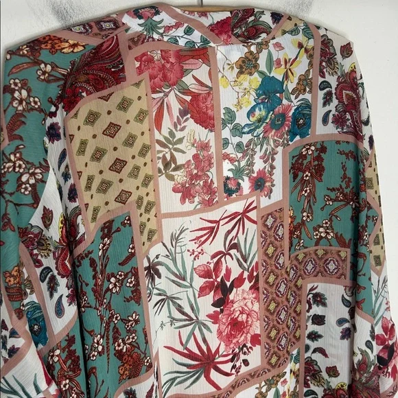 NWT UMGEE Boho Chic Floral Patchwork Pattern Kimono Size Small/Medium - Picture 10 of 14